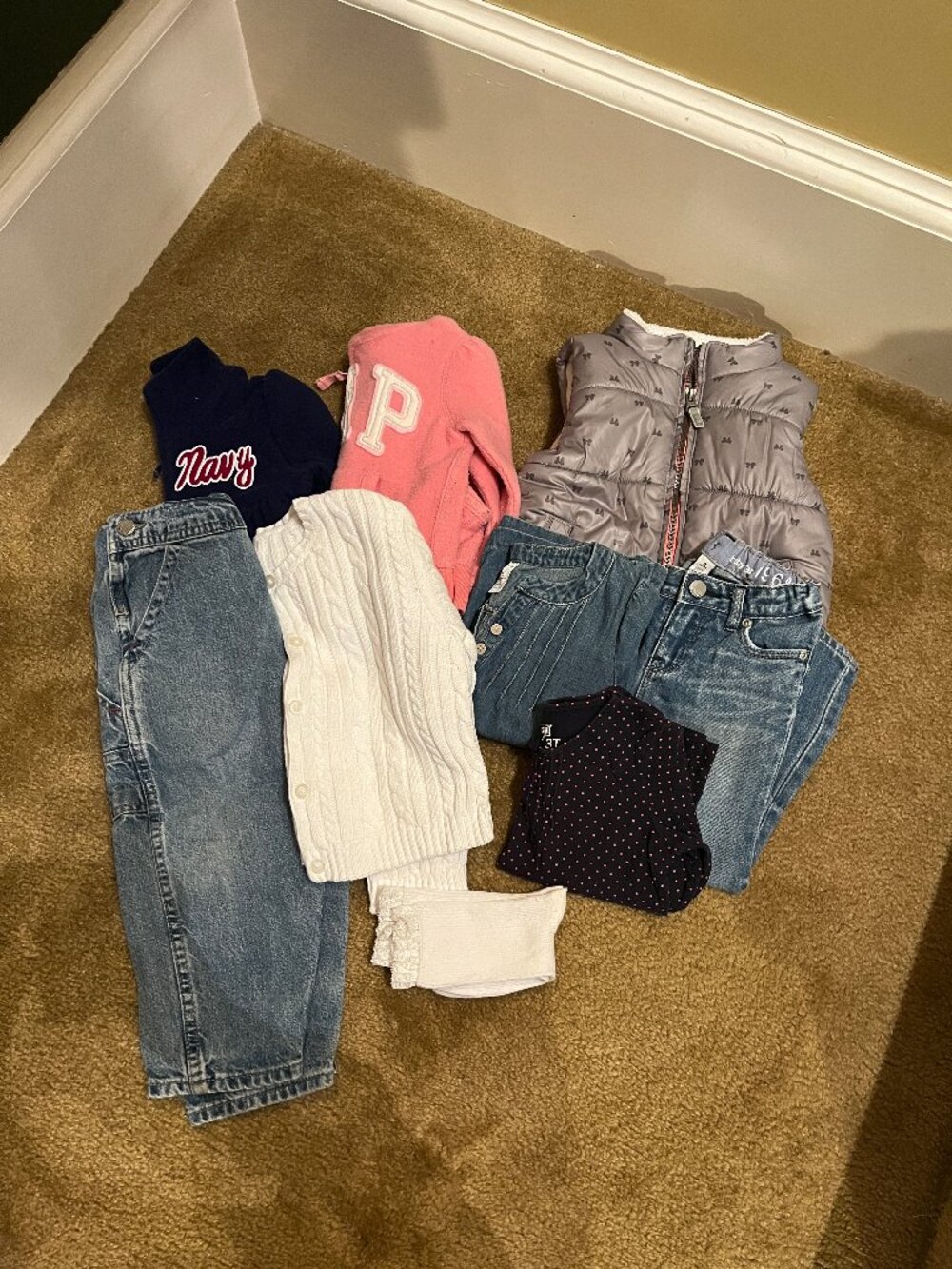 Lot #4 of 3T girls clothes